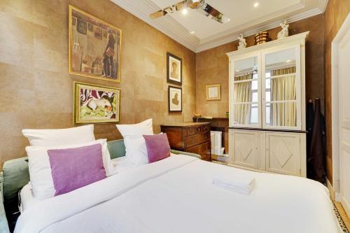 Historic elegance in the heart of Marais - 6P 2BR