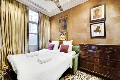 Historic elegance in the heart of Marais - 6P 2BR
