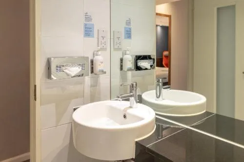 Holiday Inn Express London Stratford by IHG photo 15