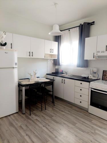 E&E apartment preveza