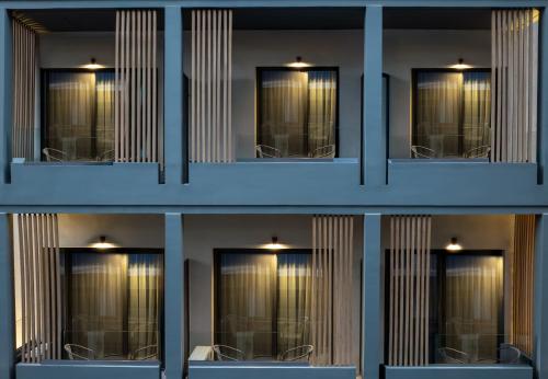 Nuvia UrbanStay Piraeus Apartments