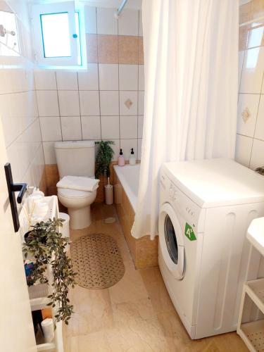 E&E apartment preveza
