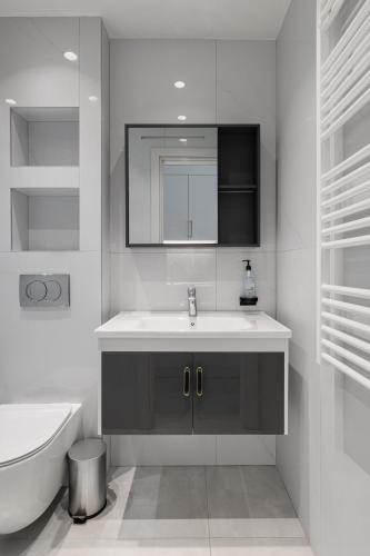 Blanc, 2BD Apartment in City Center