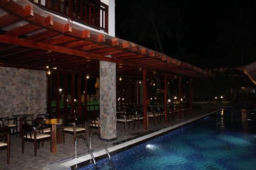 Bazén v ubytování Symphony Summer Sands Beach Resort And Spa nebo v jeho okolí