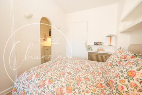 Stunning apartment with Eiffel Tower View - Champs-Élysées
