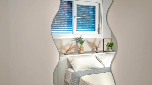 Kosmos Stay - Next to Metro Station