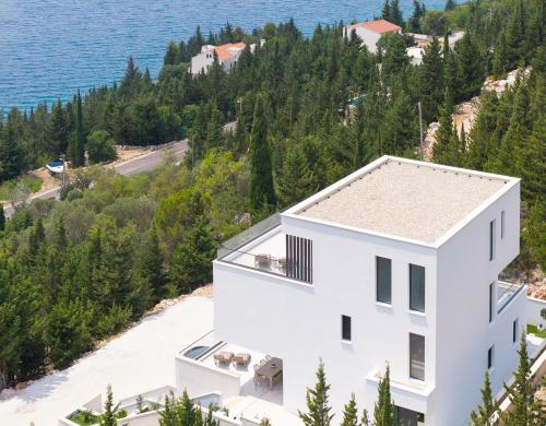 Villa Lumis with Heated Pool