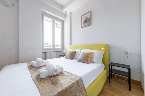 Luxury Apartment with Terrace - Garibaldi Station