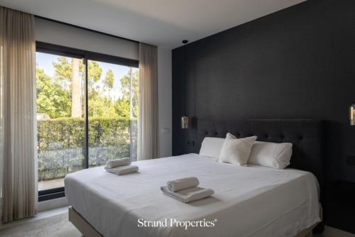 Modern Garden Villa Apartment with a Spacious Terrace