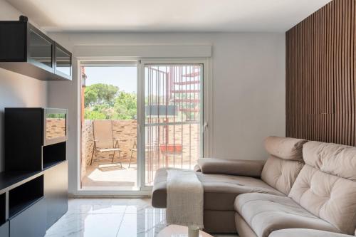 Stunning Penthouse Close to Cabopino Beach