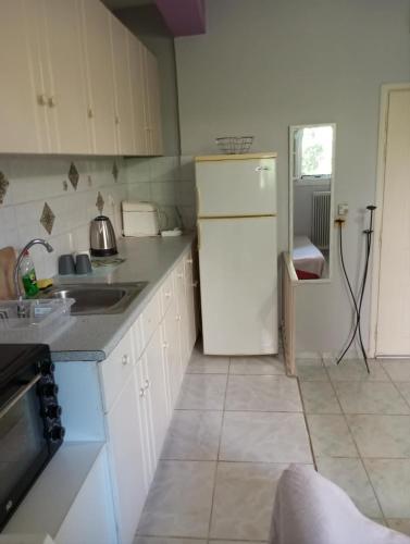 Cozy One Bedroom Apartment - Quiet area