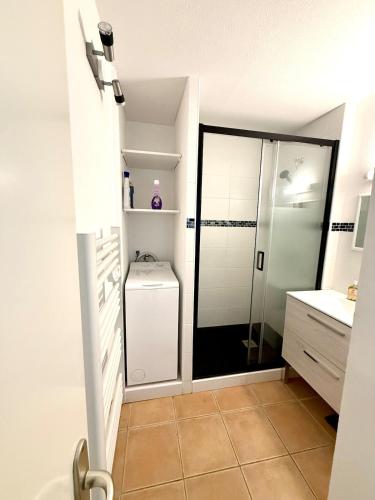 Terrace, aircon garage, elevator, near downtown