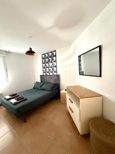 Terrace, aircon garage, elevator, near downtown