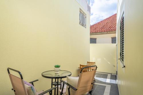 Serenia House - Two-bedroom by Wanderlust Madeira