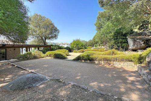 Bright apartment in Porto-Vecchio near beach
