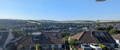 South Downs View-private parking photo 17