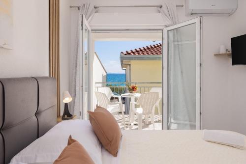Calma Beachfront Apartments