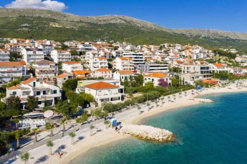 Calma Beachfront Apartments