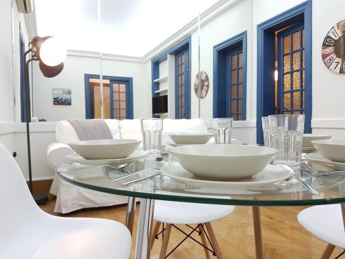 Errathens Aegean Apartment - Athens Center, 5 BD, 2 BATH