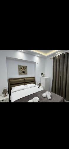 Aggelos Room 4