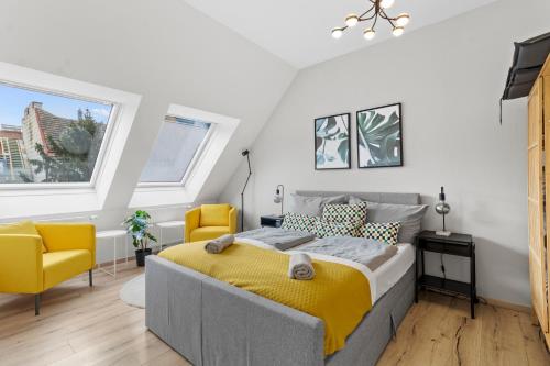 Terrace - 2-BR - Near Stadthalle and Metro U6