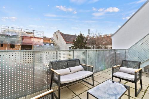 Terrace - 2-BR - Near Stadthalle and Metro U6