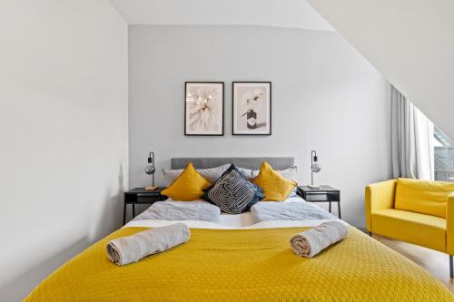 Terrace - 2-BR - Near Stadthalle and Metro U6