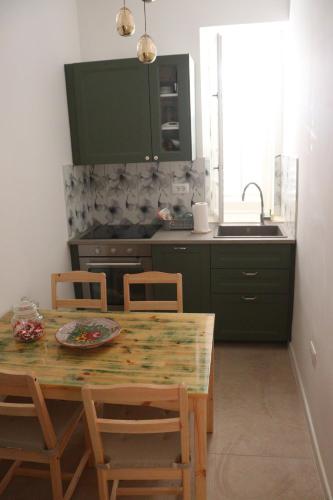 Charming flat near center and beach