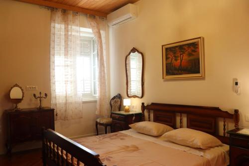 Charming flat near center and beach