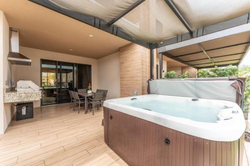 3081 Haven MagicVillage Jacuzzi 8 min to Disney photo 41