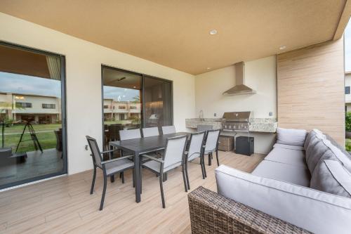 7458 Modern 9 guests 3 suites jacuzzi 8 min Disney photo 42