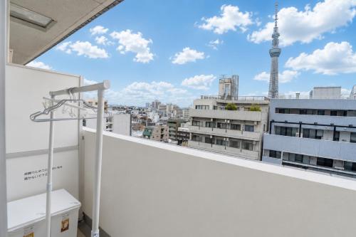 1003Room 5 mins walk from JR Kinshicho North Exit On level 10 with lift access offering a clear view of Tokyo Skytree Easy rail access includes a balcony plus quiet indoor spaces quiet indoor space