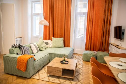 Room4Art Apartments L2 Hauptbahnhof