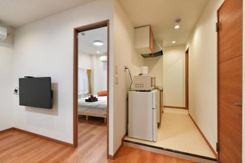 BSY301 Direct to Ginza and Roppongi, Private 2BR Home, Sleeps 4