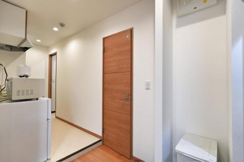 BSY301 Direct to Ginza and Roppongi, Private 2BR Home, Sleeps 4