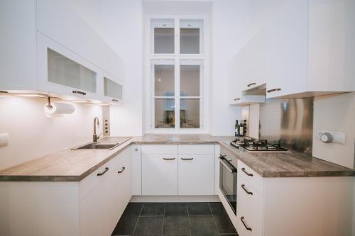 Room4Art Apartments L1 Hauptbahnhof