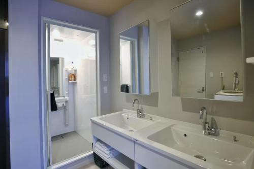 DJX3F Spacious 68 sqm Home for Groups near Asakusa and Tokyo Skytree 1 Double Bed 2 Wide Single Beds 1 Sofa Bed Sleeps 6
