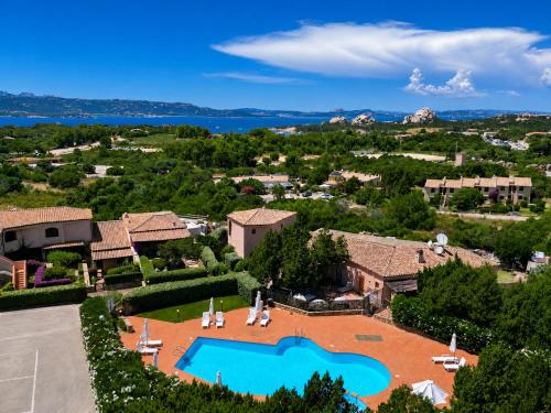 Sweet Home Villa with Shared Pool