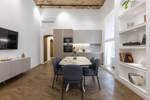 GAVAHOME Luxury Vatican Apartment Near Vatican Museums