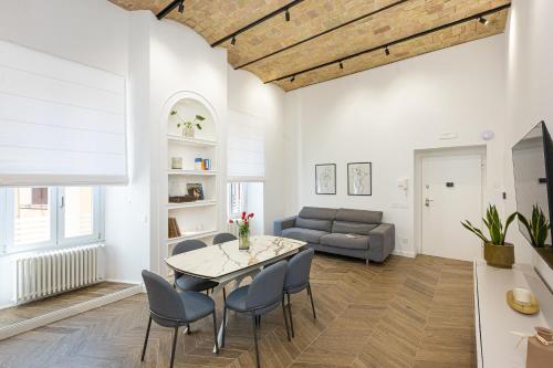 GAVAHOME Luxury Vatican Apartment Near Vatican Museums
