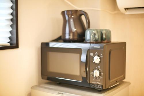 DJX1F Honjo Azumabashi 2 Min Walk to Asakusa 30 sqm Room with Bunk Bed Single Bed and Work Desk Sleeps 3