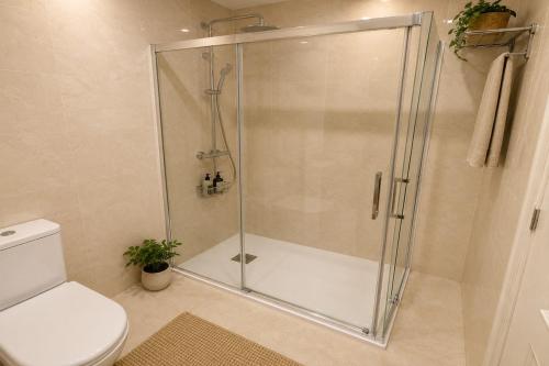 Las Cañas Beach Pool & Direct Beach Access