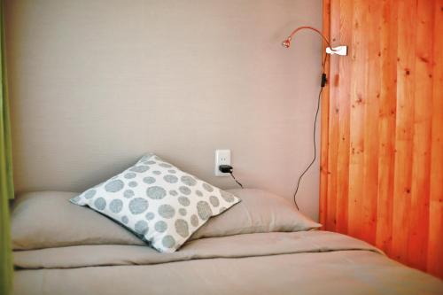 BRT301 Family Room, Double Bed & Single Futon