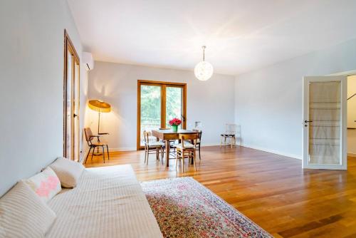 a living room with a couch and a table at B&B Sophia in Santa Sofia dʼEpiro