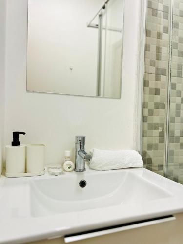 Lisbon 67 Amazing Family Flat in Great Location City Center