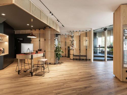 Oru Hub Hotel Tallinn - Handwritten Collection — Property building
