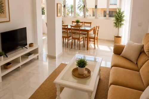 Sea View Flat by the Beach