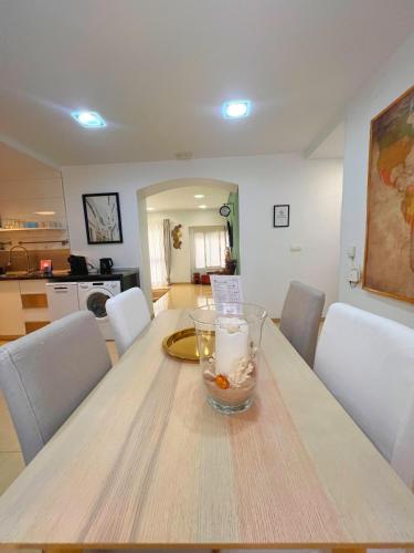 CALETA BEACH APARTMENT BY RESIDEA