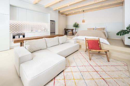 Fátima's Place - Cozy Loft in Old Town Viana