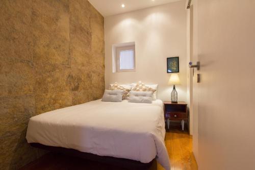 Santa Marta Vintage Design II by Homing